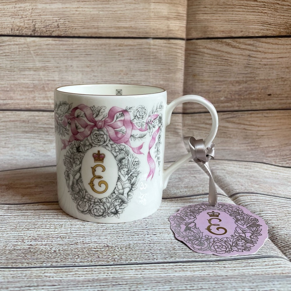 Queen Elizabeth Commemorative Mug